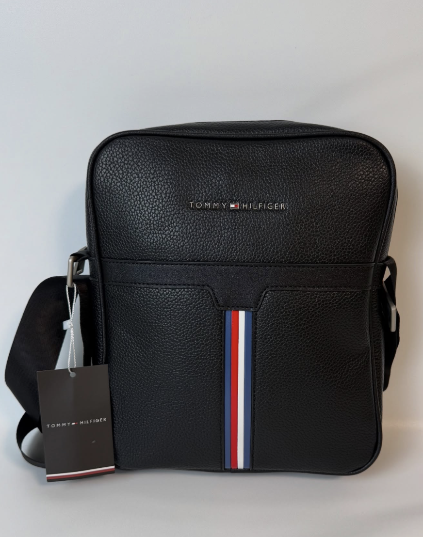 Tommy Hilfiger Reporter Bag / Crossbody Bag